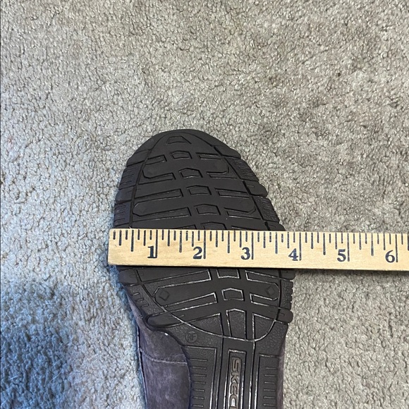 Skechers Brown Suede Relaxed Fit Memory Foam Loafers Women’s  Size 8.5 Shoes - Picture 15 of 15